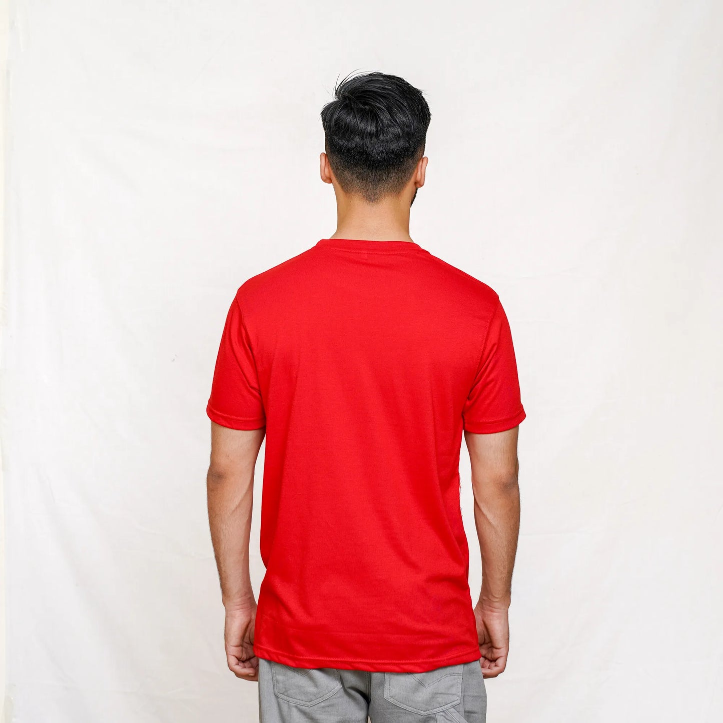 Buy Men's Plain Red T-Shirts Online at Best Price in Pakistan | TheLoopzs