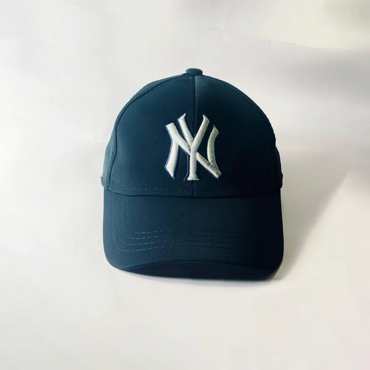 New York Yankees Hats & Caps in Blue | Loopzs