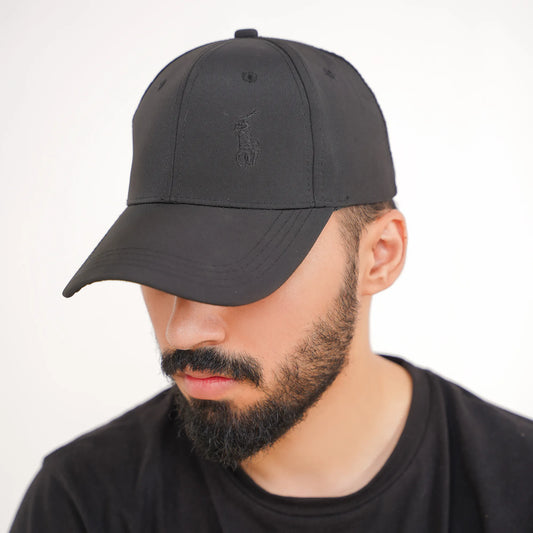Polo Caps in Black- 2025 – The perfect pick for F1