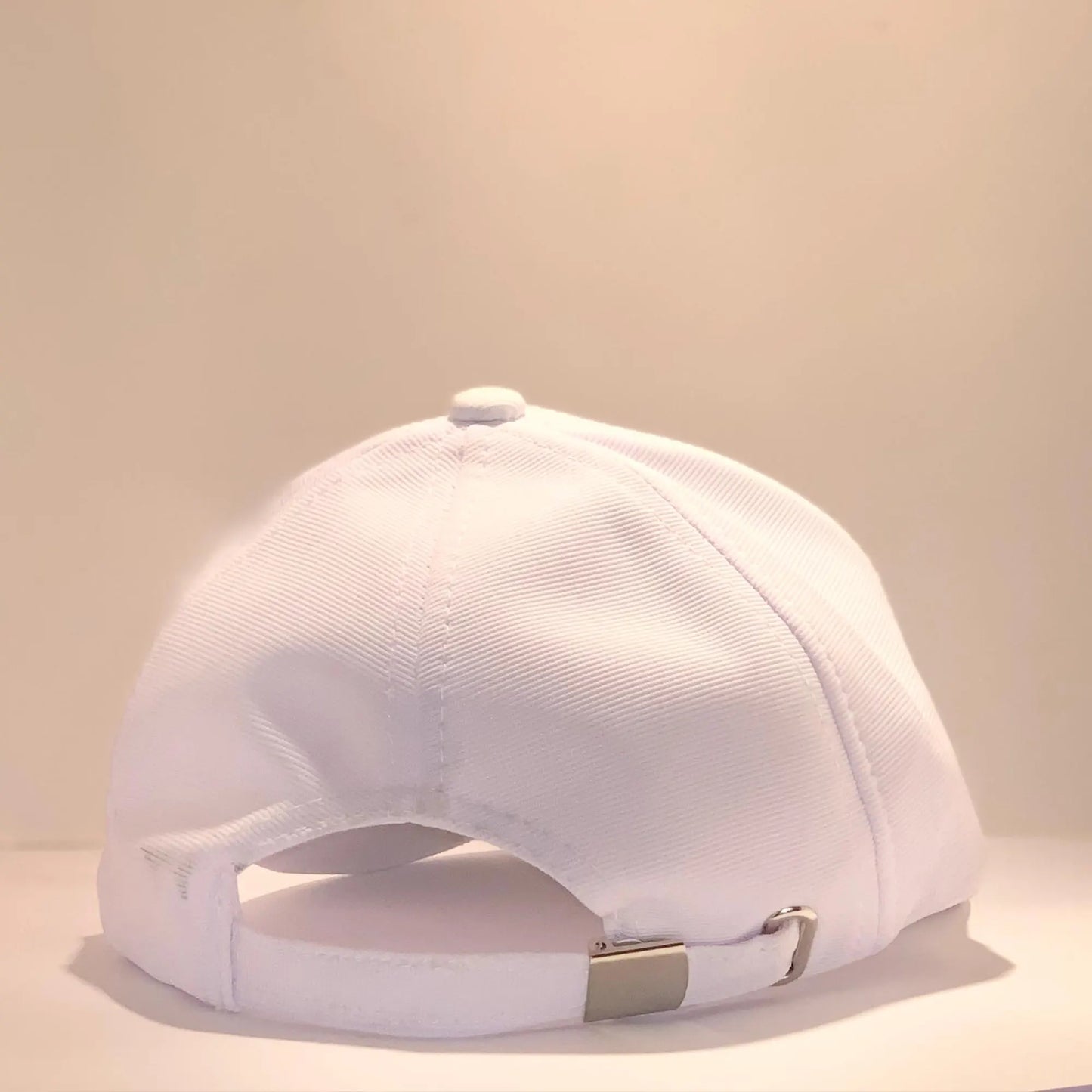 Plain Caps in White- 2025 – Loopzs