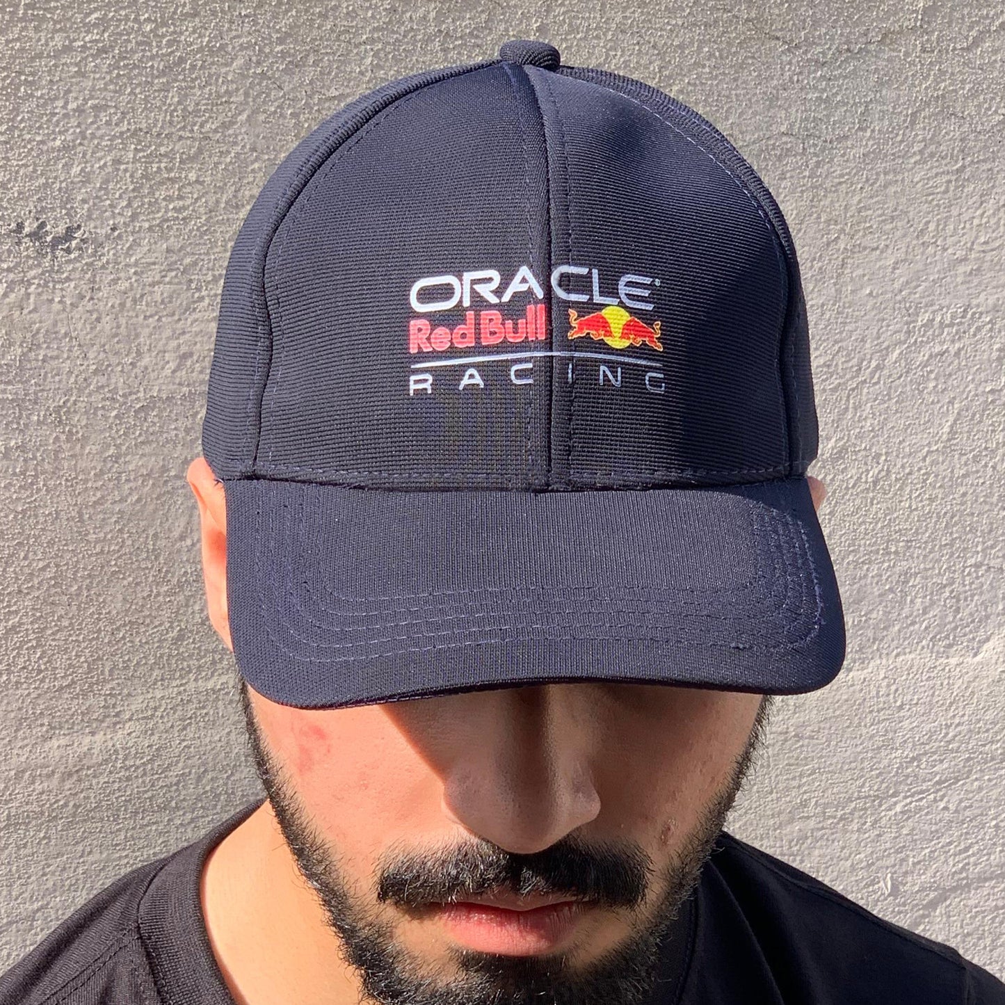 Red Bull Oracle Caps in Navy- 2025 – The perfect pick for F1