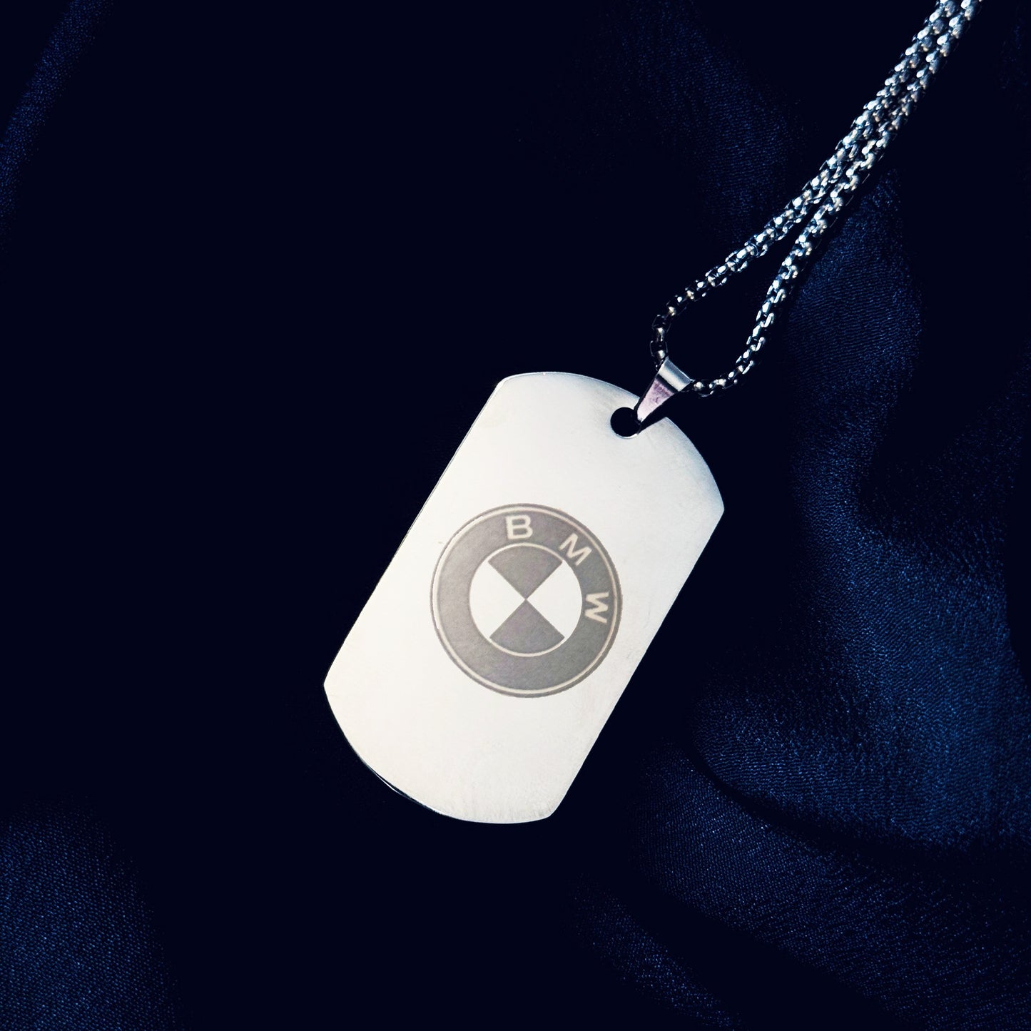 BMW pendant necklace chain in Silver- Formula 1